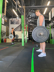 community fitness, group fitness, alamo180, fitness, san antonio fitness, deadlift, weightlifting, barbell, fitness classes