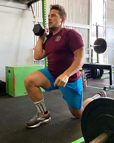 dumbbells, lunges, community fitness, group fitness, group fitness classes, strength training, san antonio fitness, crossfit