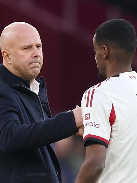 Arne Slot confident Alexander Isak will play again this season