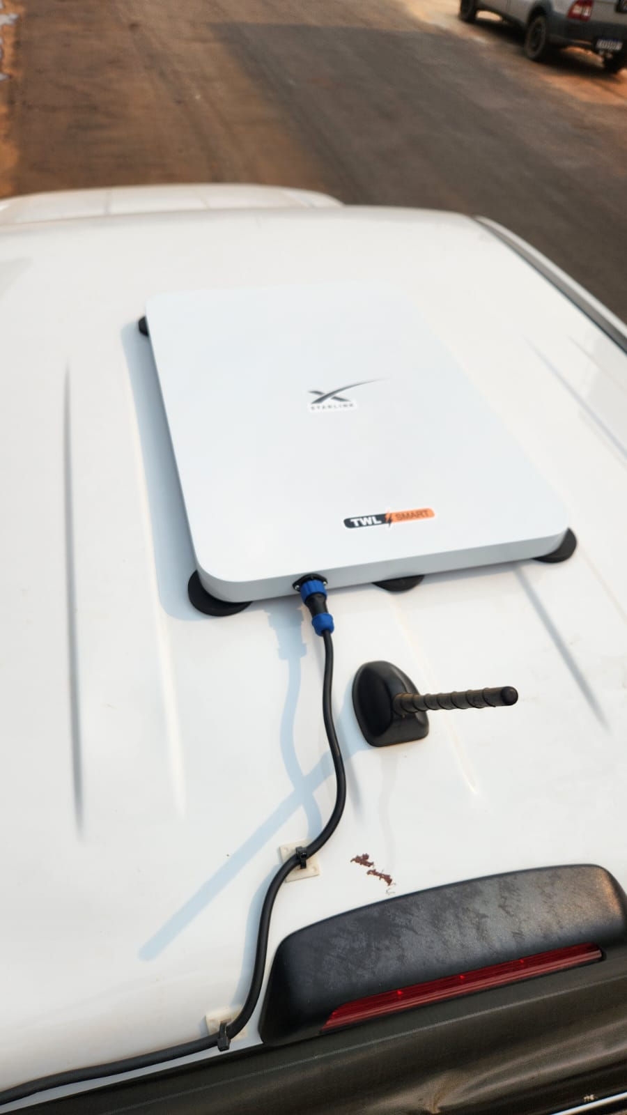 Miniatura: Case veicular para Starlink G2