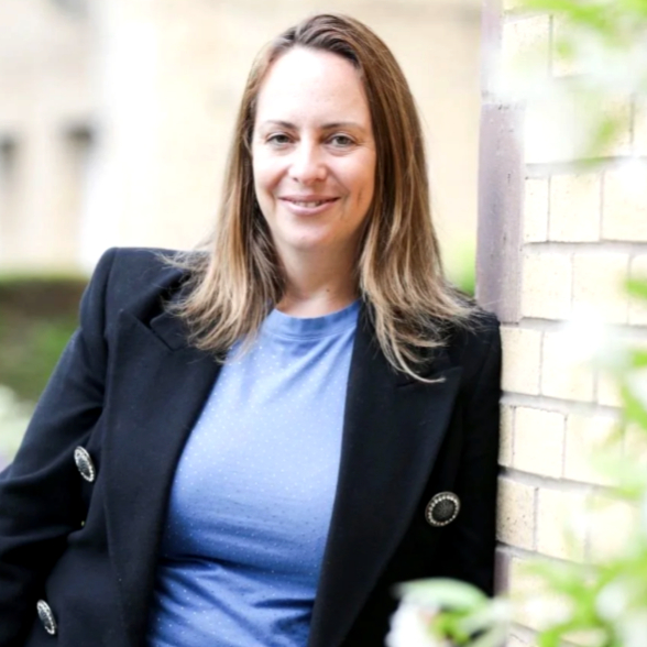 Portrait of Natalie Hermon, founder of Be More Mom.