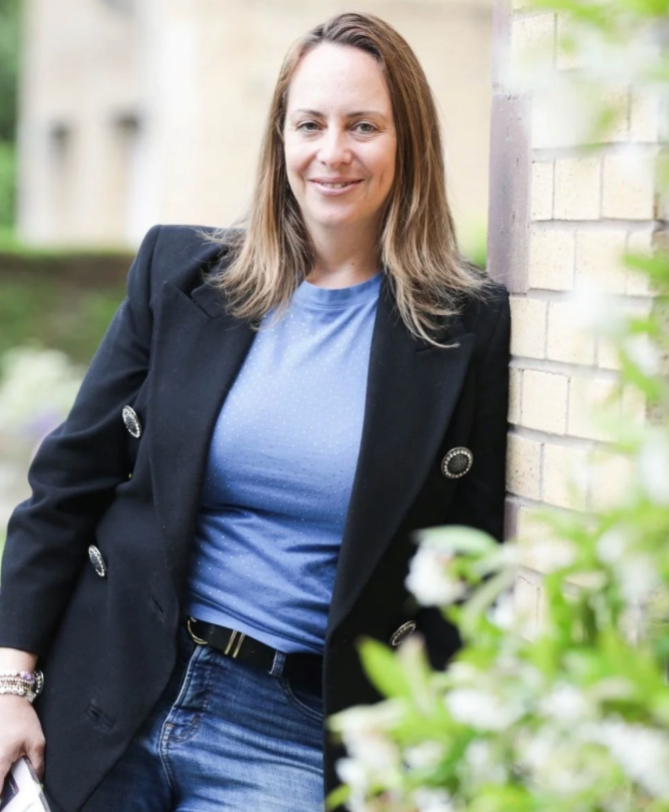 Portrait of Natalie Hermon, founder of Be More Mom.