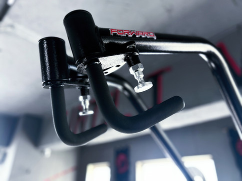 調整できる本格的なストレングスマシン