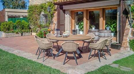 garden dining table with chairs..jpg