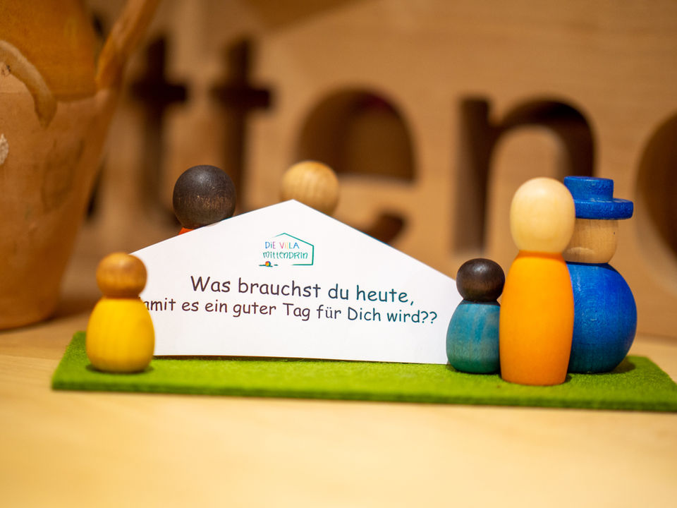Aufsteller "Was brauchst Du heute, damit es ein guter Tag für dich wird?"