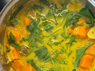 תבשיל תרד ובטטה טבעוני 