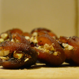 ממולאים לט"ו בשבט