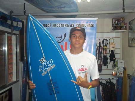Pranchas Nalu Surfboards fecha patrocínio com atleta Luis Alan Silva