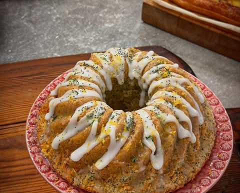 Citron- & Vallmosockerkaka