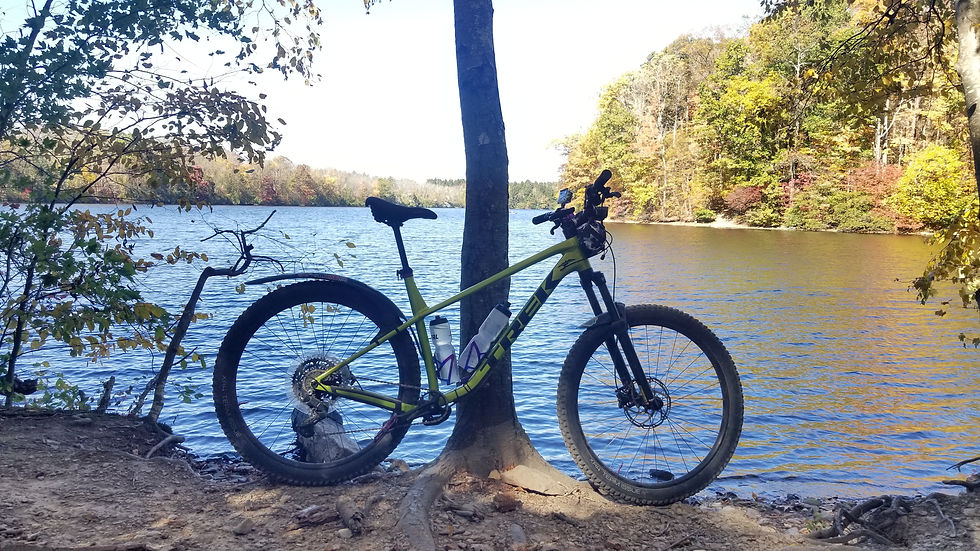 Mountain bike by lake nockamixon