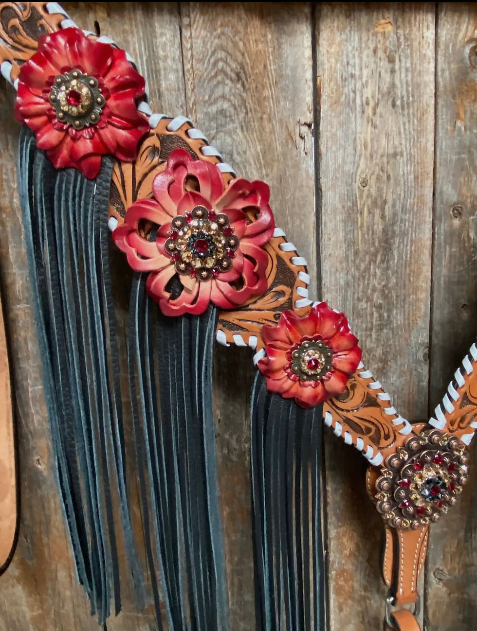 Thumbnail: Light Oil Whipstitch Black and Red One Ear & Breastcollar Tack Set