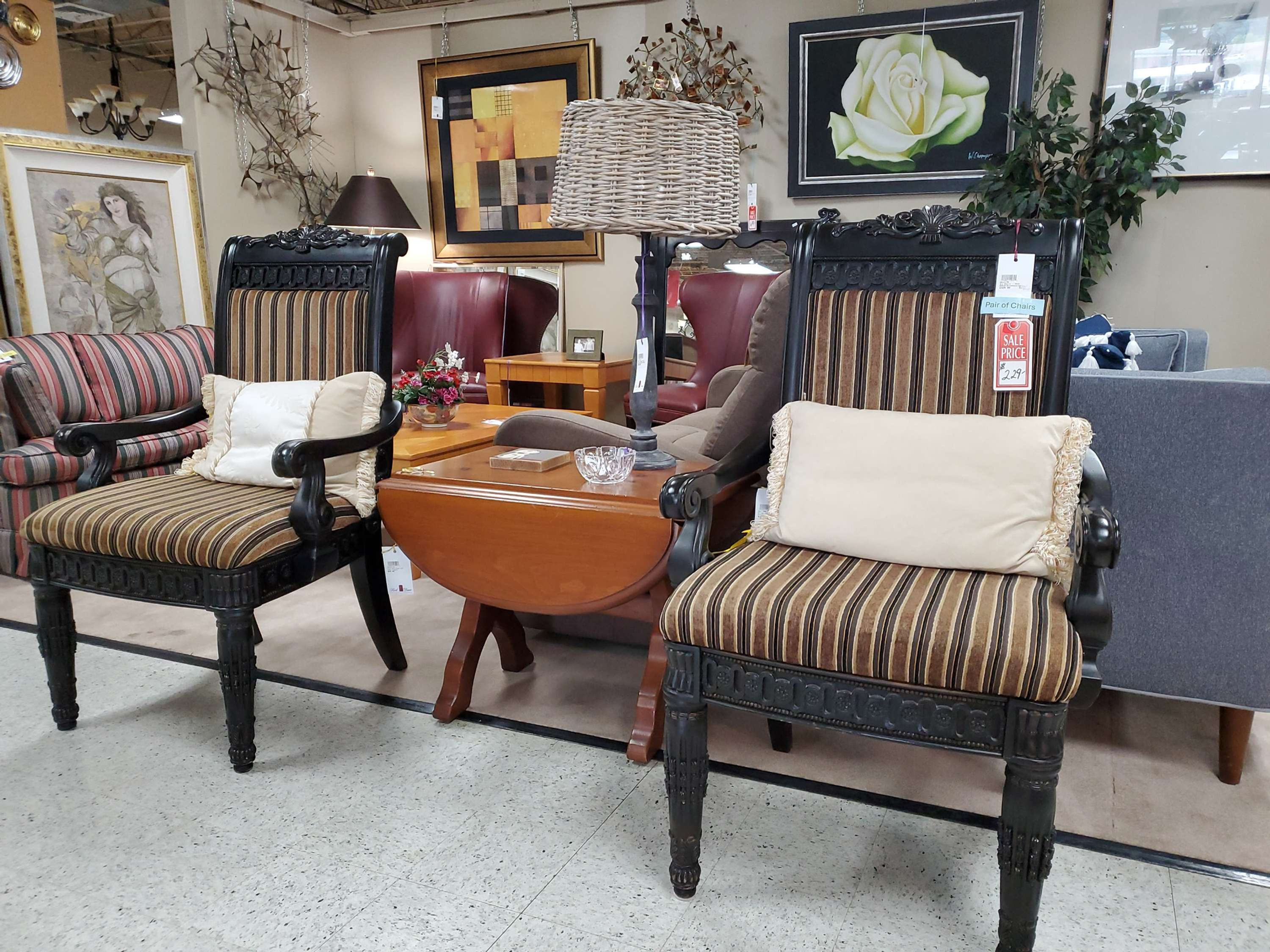 Arm chairs pair