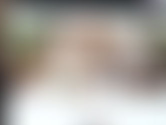 Undangan digital yang ditampilkan pada layar sebuah komputer