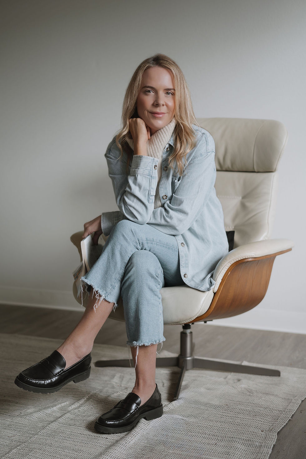 Dr. Jenny Palmiotto, Psy.D., LMFT