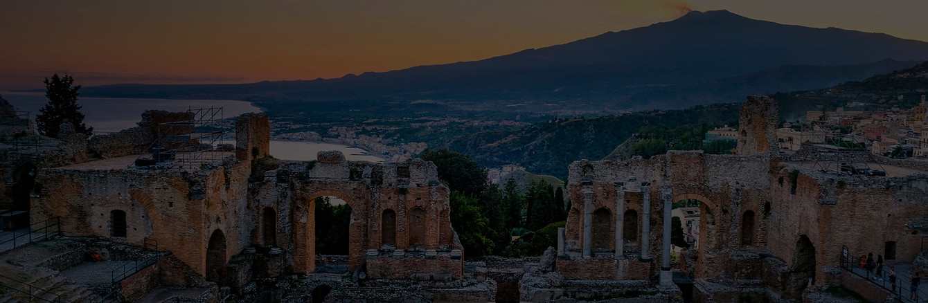 Un Servizio Su Misura per Ogni Viaggio.Che si tratti di un trasferimento aeroportuale, di un impegno di lavoro o di un'esplorazione turistica, GIORIZZ garantisce un servizio NCC di altissimo livello. Il nostro obiettivo è superare le vostre aspettative, offrendo un'esperienza su misura per le vostre esigenze.