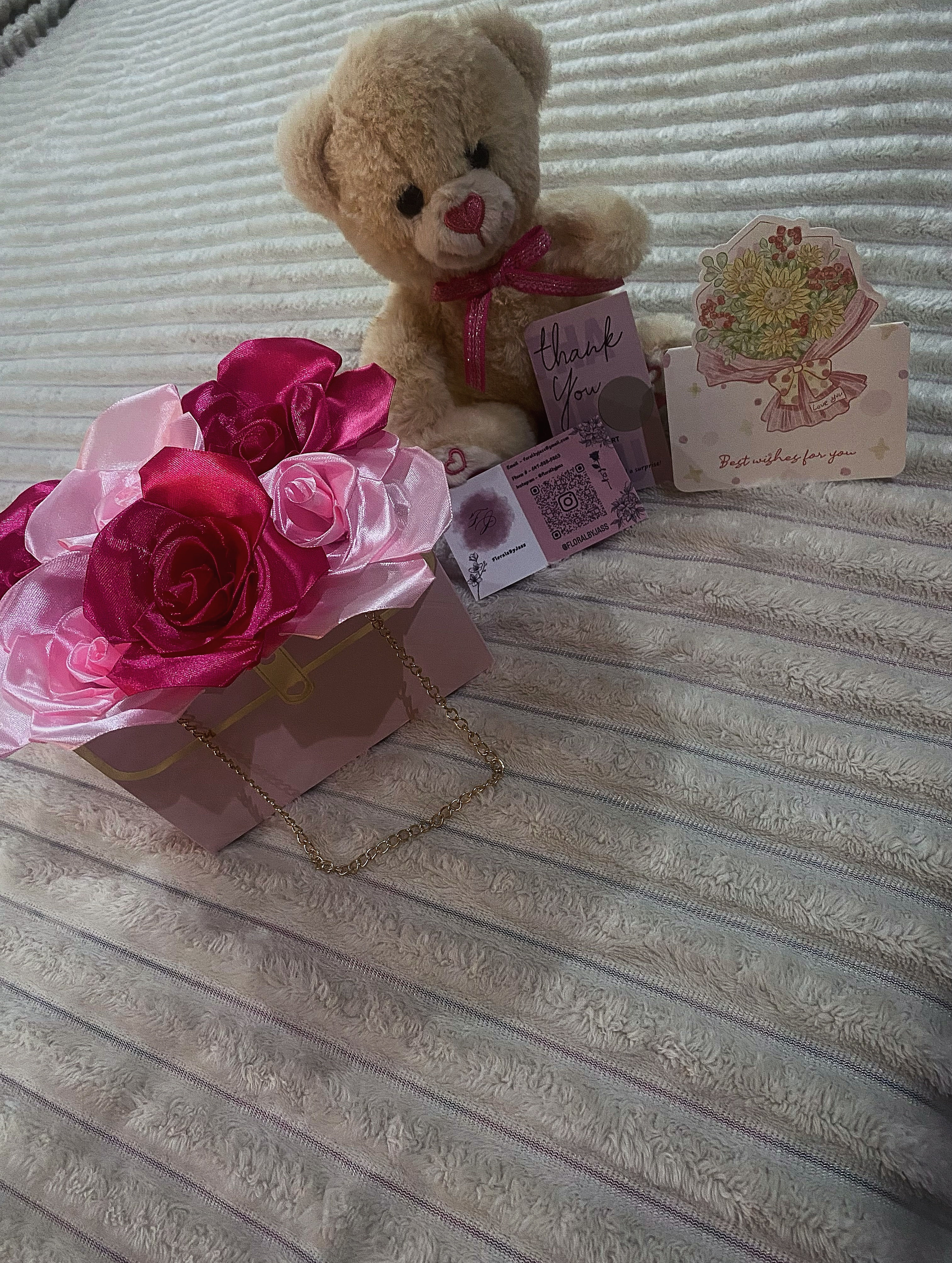 Mixed Pink Purse Bouquet w Teddy