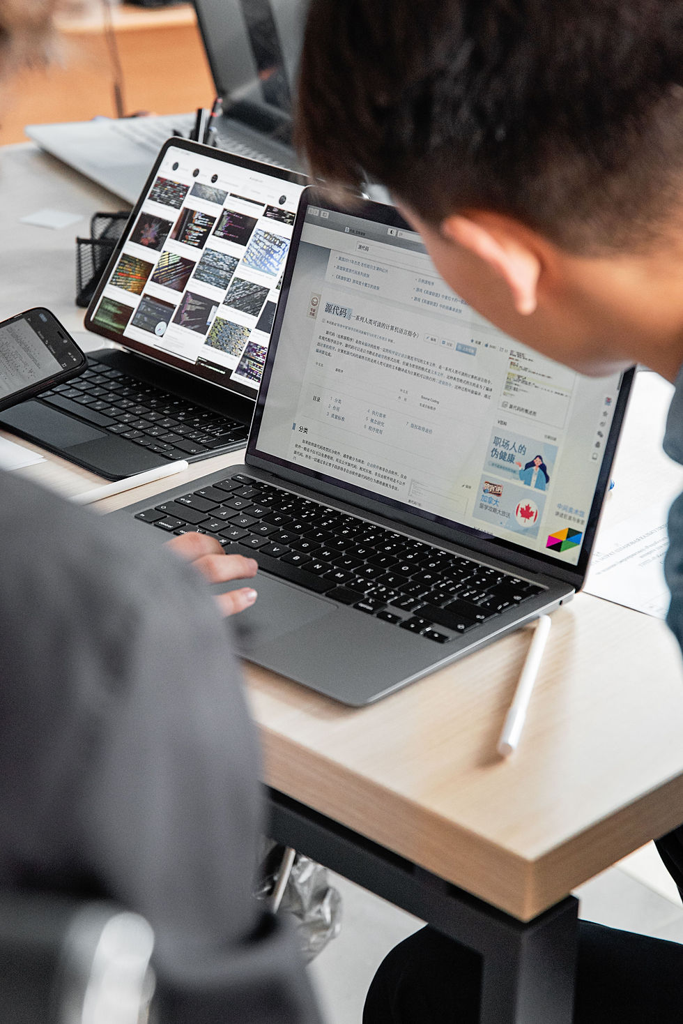 Creating content for AI search requires more than keywords. Clear, useful, and well-structured content gives readers and search systems the context they need.