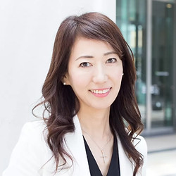 服部佐知子特定行政書士事務所代表
