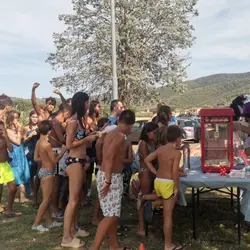 Momento party villaggi turistici con animazione e musica resort