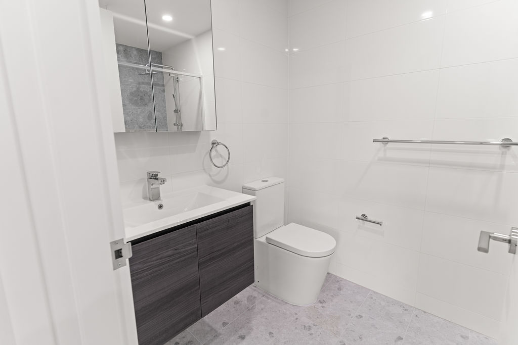 406/327, Ettalong Beach - Thumbnail 5