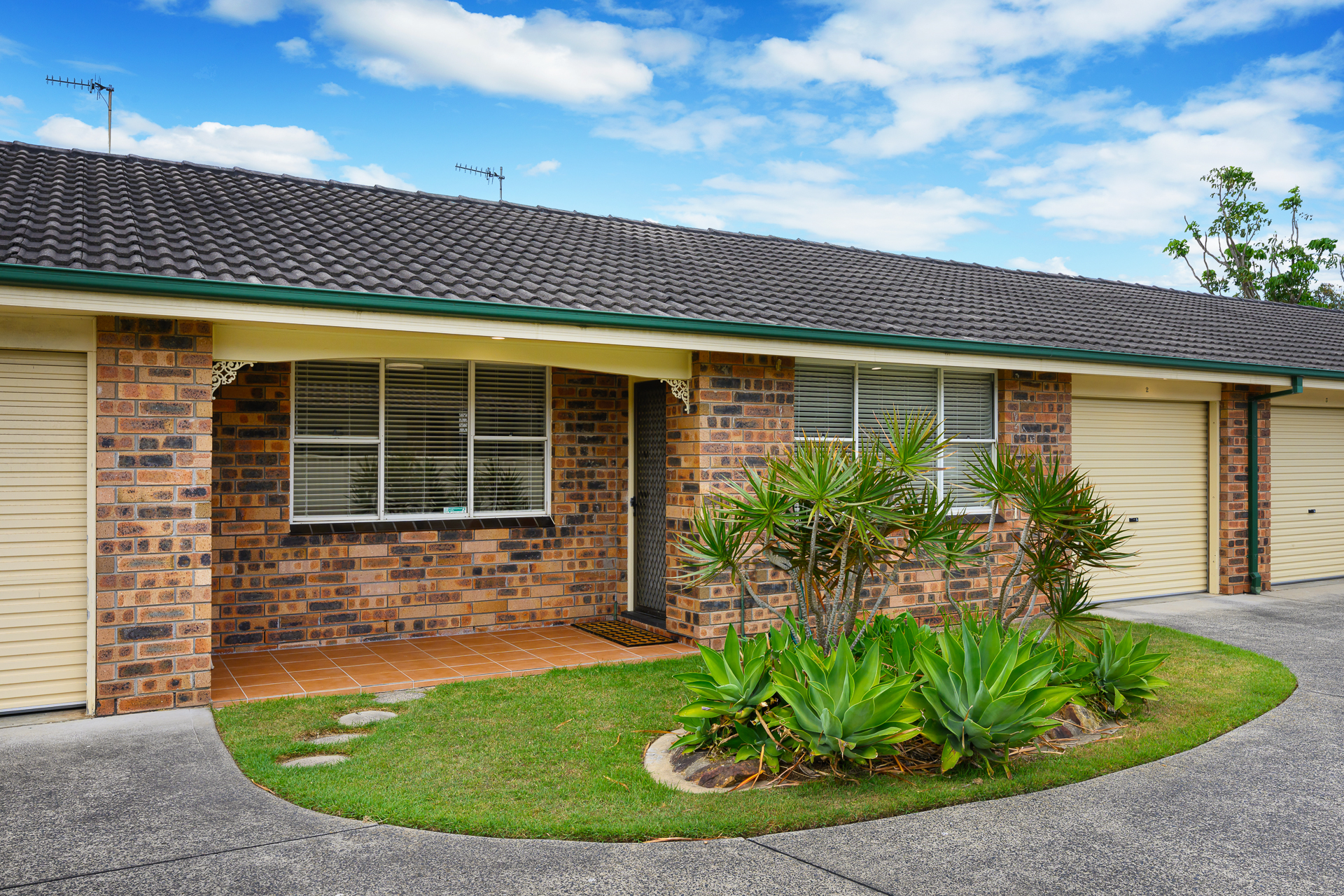 2/151 Booker Bay Road, Booker Bay, Booker Bay - Thumbnail 2