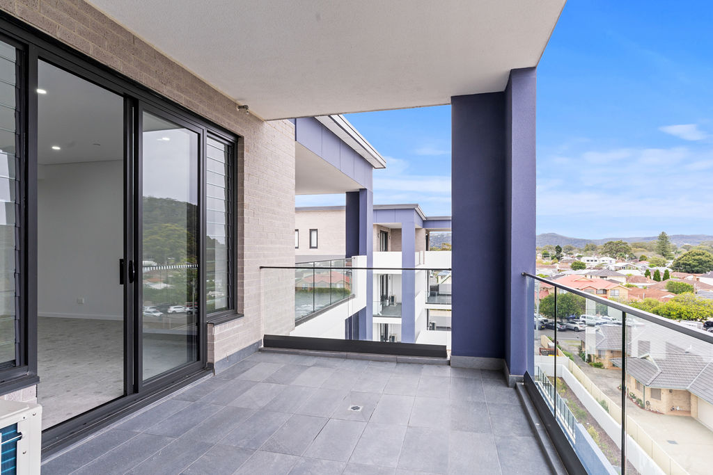 402/327, Ettalong Beach - Thumbnail 5