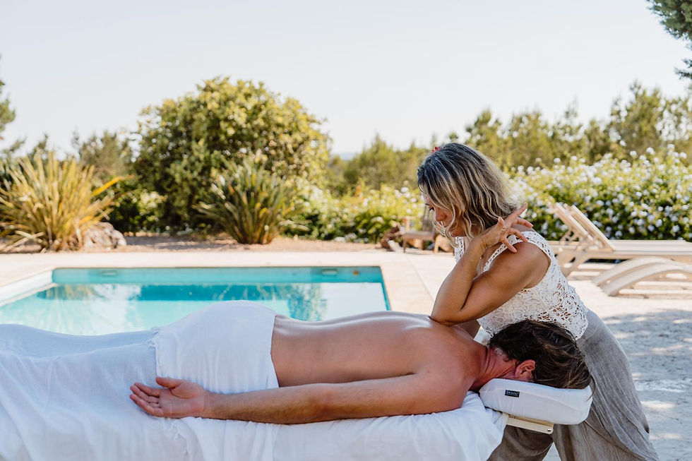 Myofascial Massage in Ibiza: Benefits for Pain Relief, Mobility & Recovery