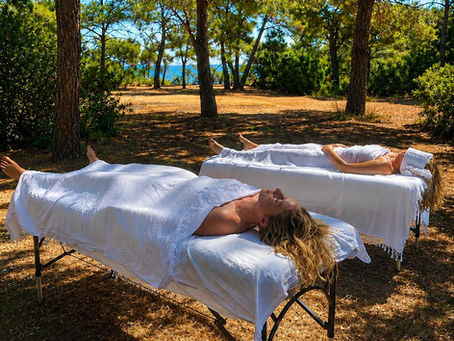 Couples massage in Ibiza: a shared wellness experience for two