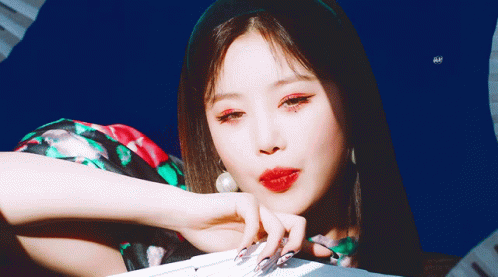 soojin-seo-soojin.gif