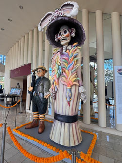 SF Symphony - Diá de los muertos