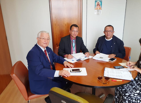 Presidente do Instituto São José encontra-se com deputados federais e senadores em busca de emendas