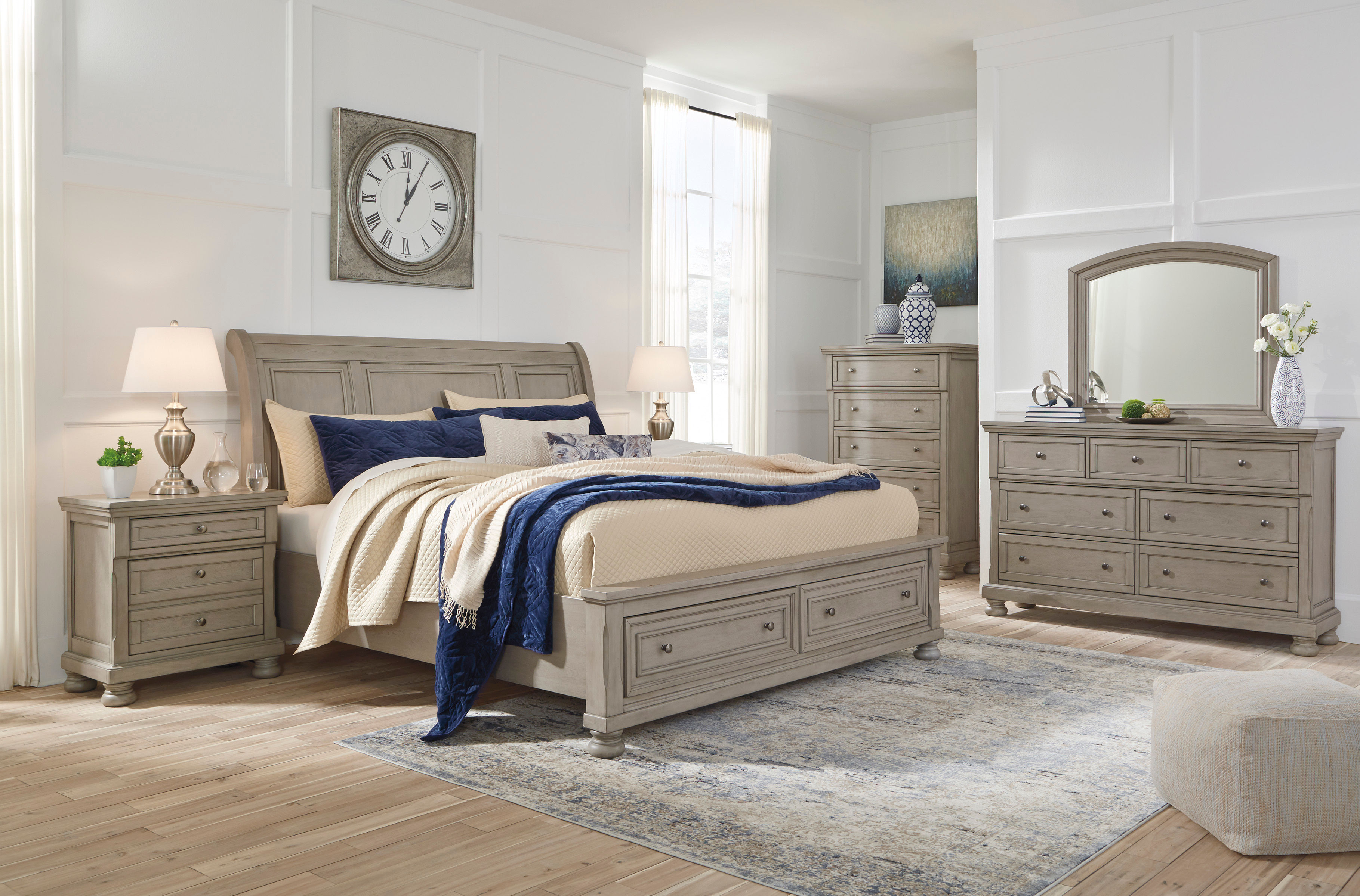 Lettner 5 Piece Sleigh/Storage Bedroom Set