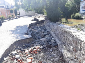Por falta de material no continúan rehabilitación de calle