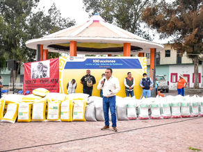 Entregan apoyos a productores del campo de Tula