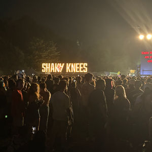 Shaky Knees