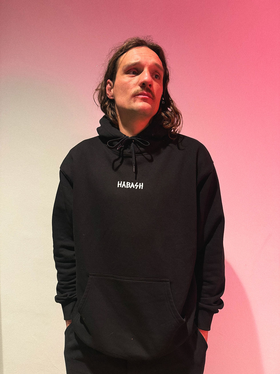 Miniaturbild: Habash Hoodie Central