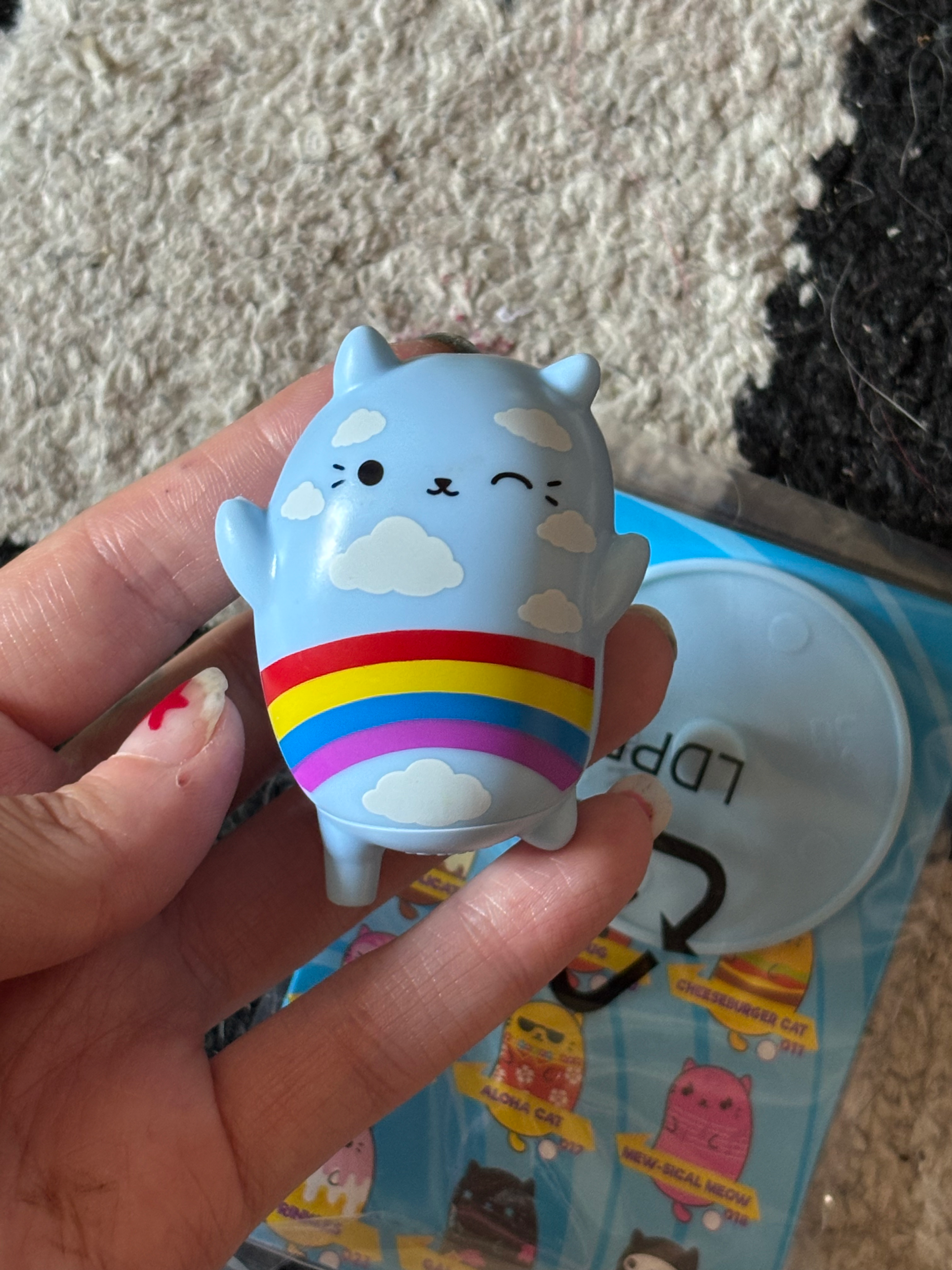 Cats vs Pickles Rainbow Meow Figure