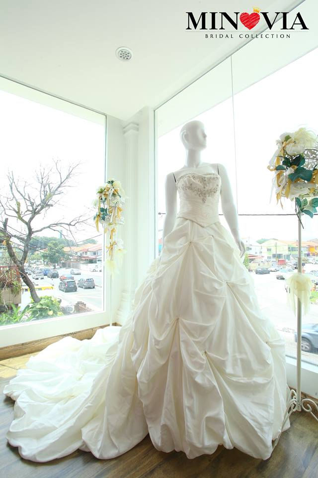 Thumbnail: Minovia Bridal Collection