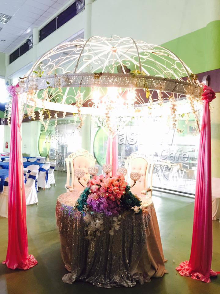 Thumbnail: Rozie's Decor & Wedding Planner