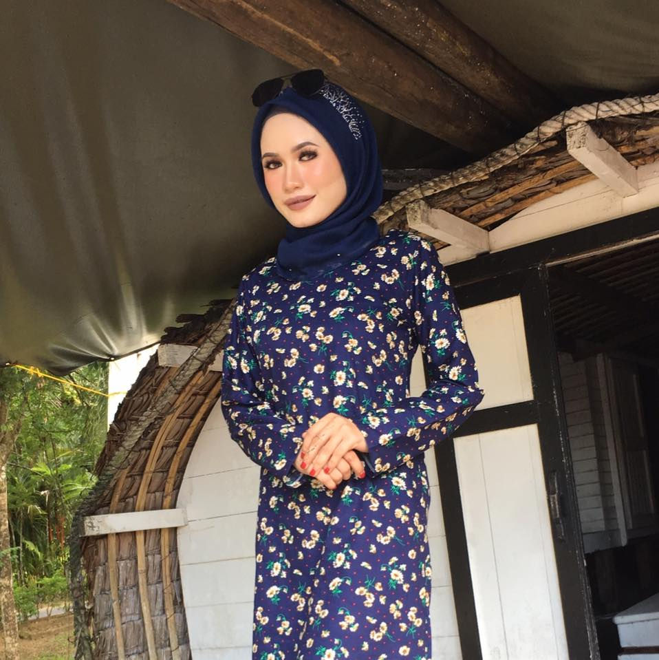 Thumbnail: Makeup by Liyana Jasni