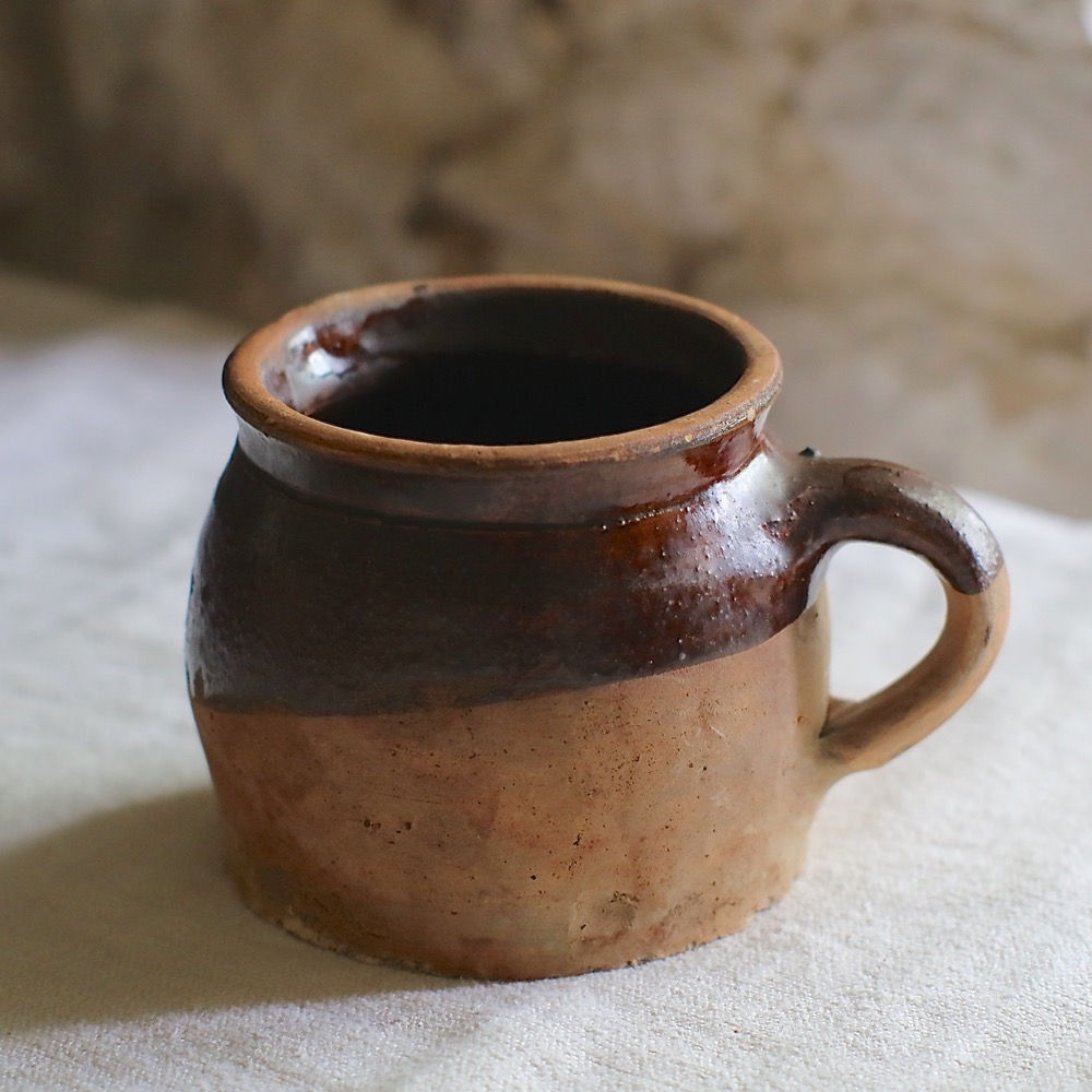 18_09_21 ブルゴーニュテーブルワイン用のピッチャー B