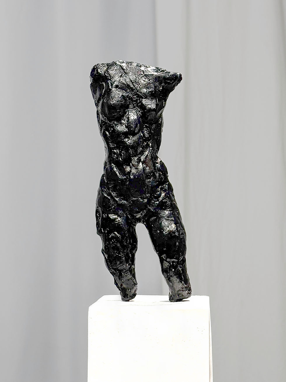 Chaise moderne en fil de fer orange