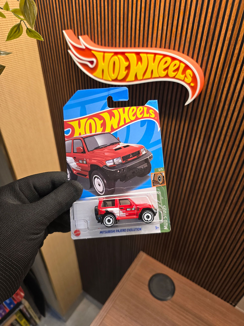 Hot Wheels Mitsubishi Pajero Evolution die-cast collectible in original blister packaging