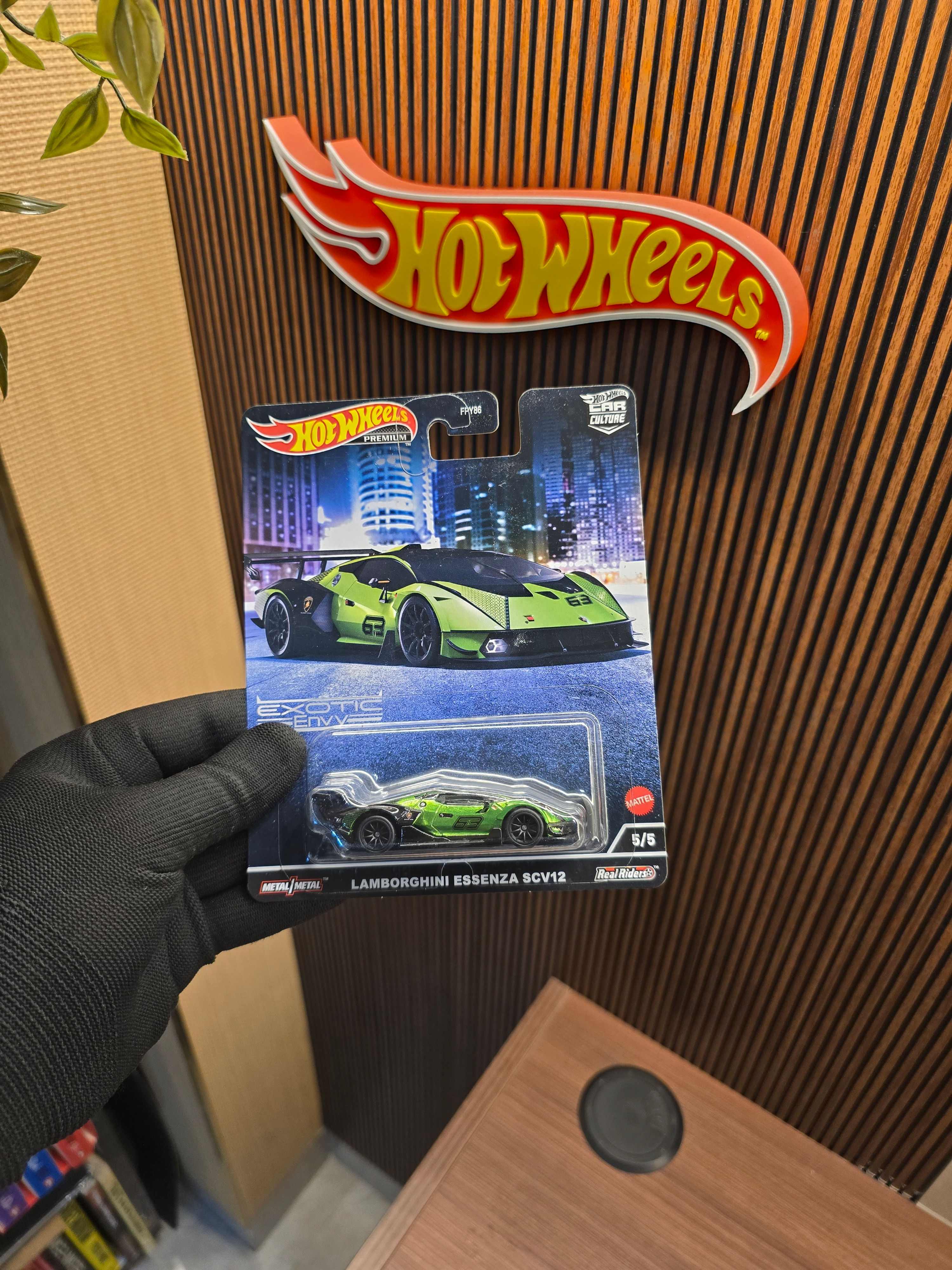 Hot Wheels Lamborghini Essenza SCV12 die-cast collectible in original blister packaging