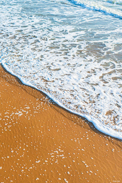 Écume et sable à Messanges. Photographie d'art des Landes, Cliché Salé.