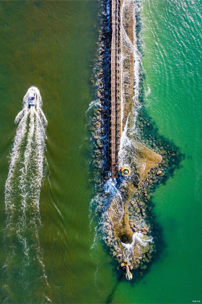 Estacade vue du ciel à Capbreton. Photographie d'art des Landes, Cliché Salé.