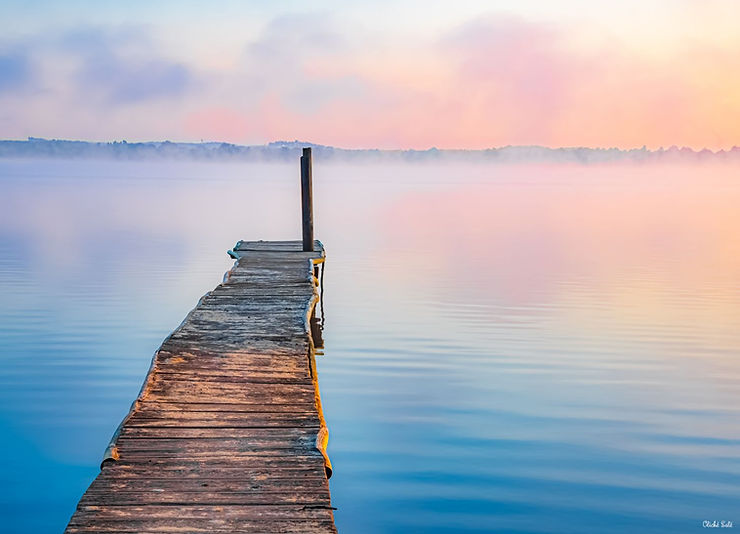 Le ponton du lac de Léon en miroir au lever du jour, tirage d'art Douceur de l'Aube