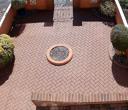 Nonni Front Garden After.png
