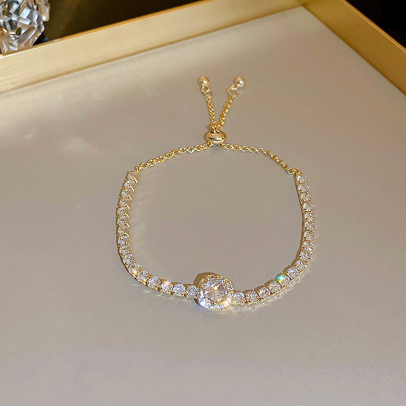 Thumbnail: The Kensington Halo Bracelet