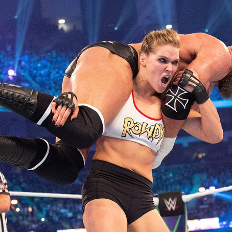Ronda Rousey podría volver en Wrestlemania 37